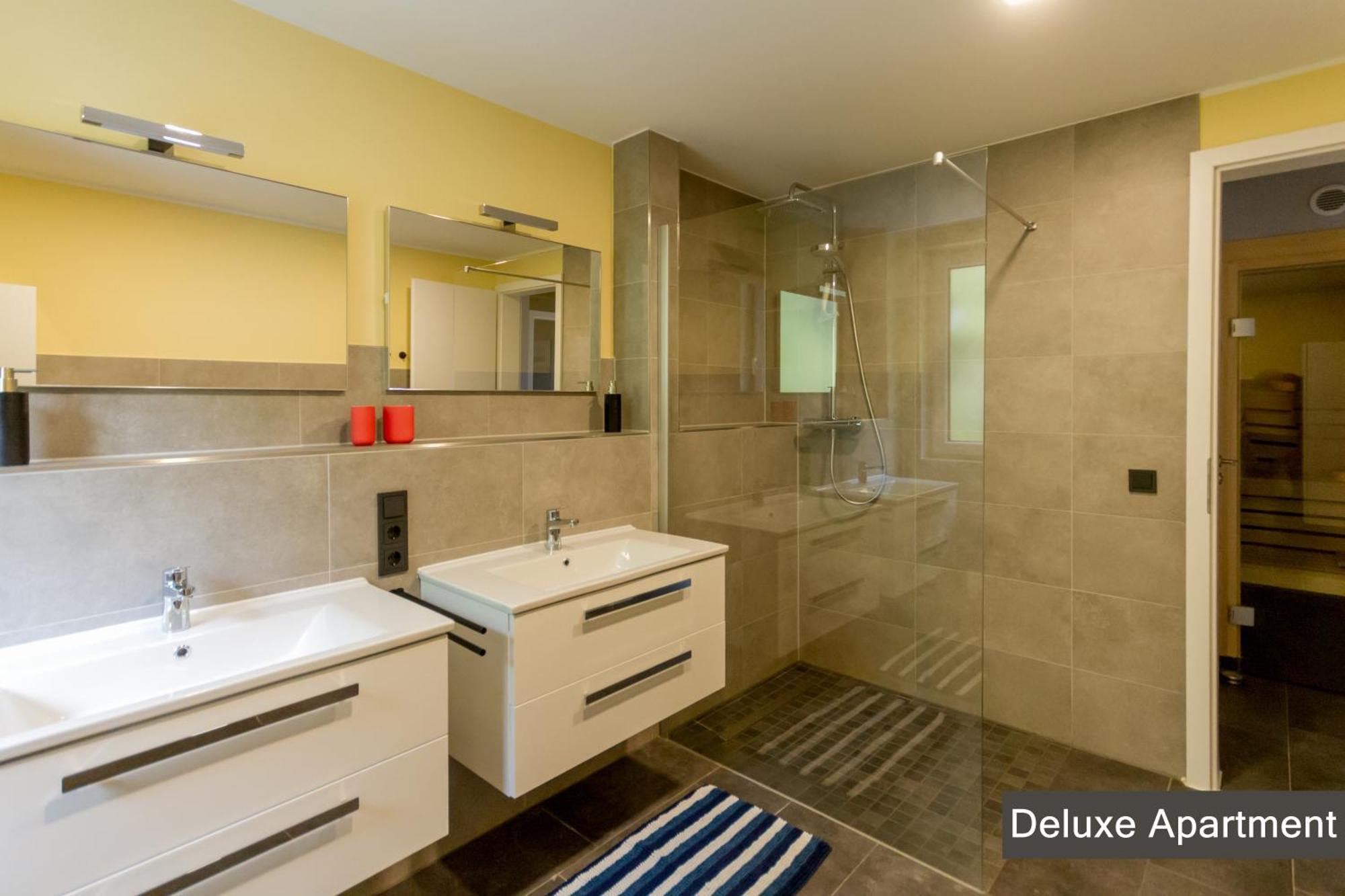 Rurtal De Luxe Apartment Зимерат Екстериор снимка